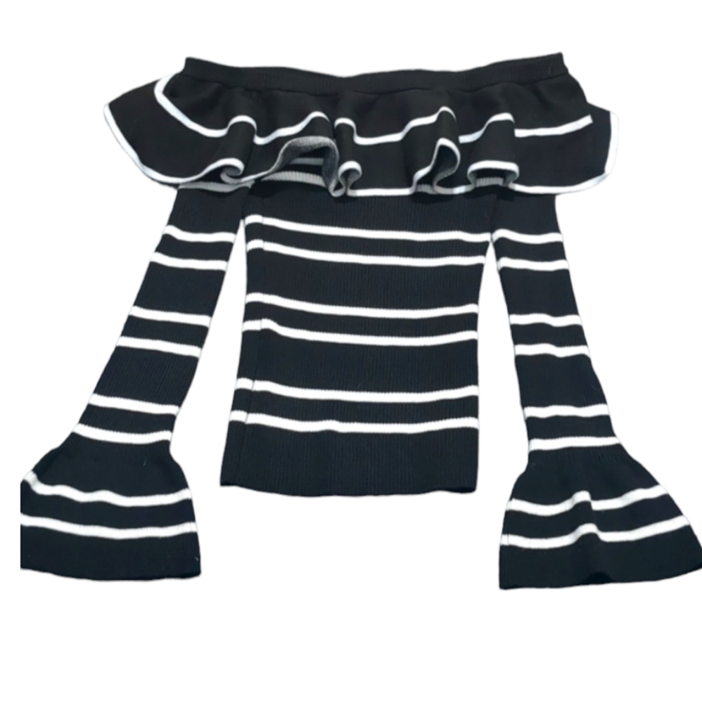 Jealous tomato off the shoulder sweater size S Ruffle neckline
